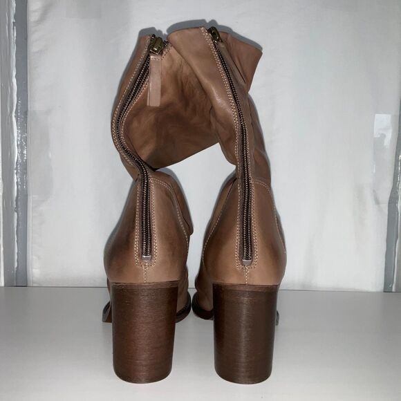 Free People - Elle - SIZE 38.5 - Block Heel Slouchy Leather Boot - Brand New! - Picture 5 of 6
